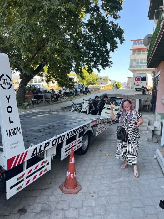 Alp Oto Kurtarma çekici aracı iş başında